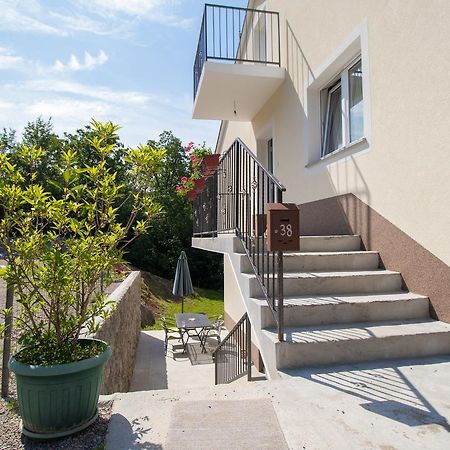 Apartment Zlatko Матули Екстериор снимка