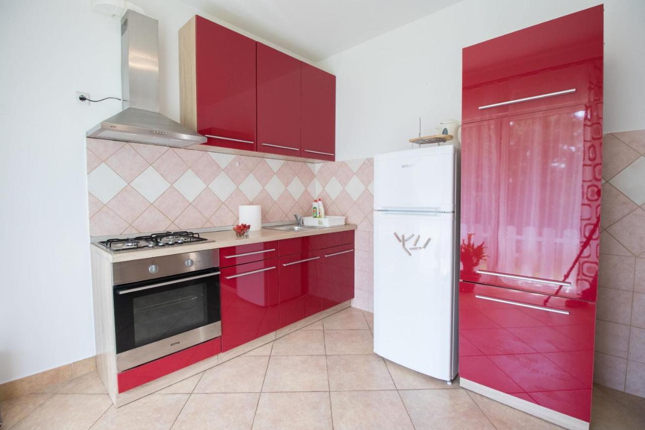 Apartment Zlatko Матули Екстериор снимка