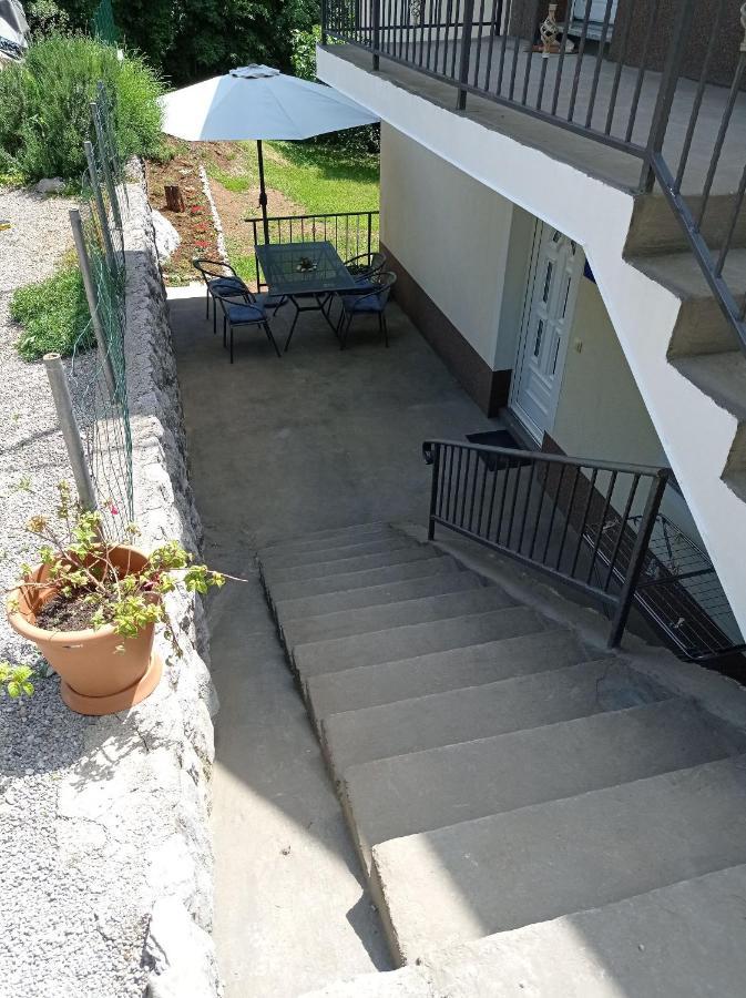 Apartment Zlatko Матули Екстериор снимка