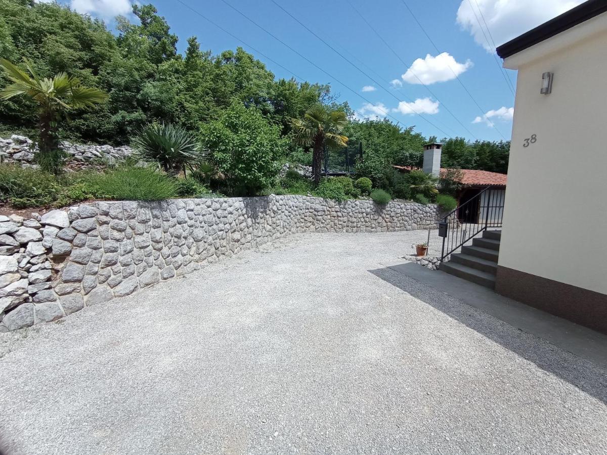Apartment Zlatko Матули Екстериор снимка