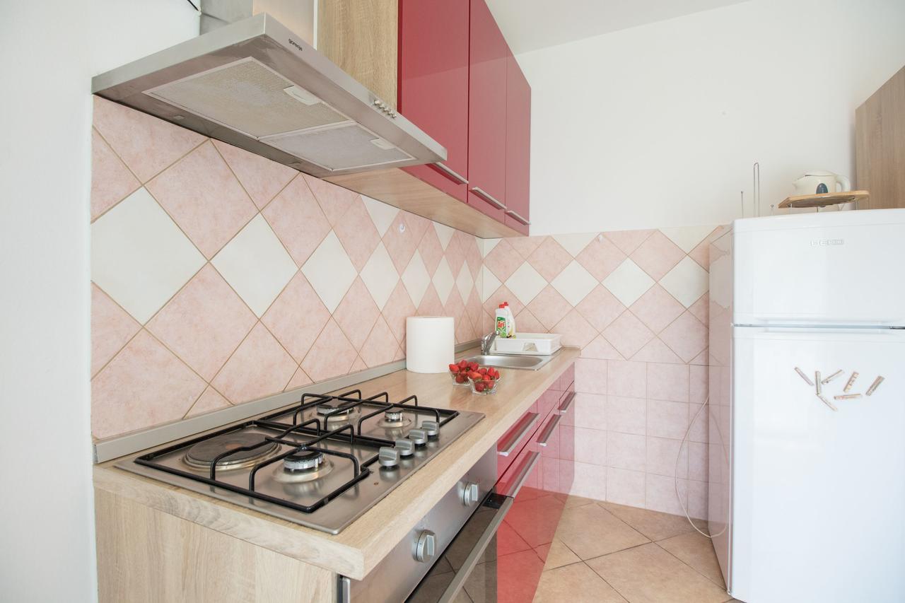 Apartment Zlatko Матули Екстериор снимка