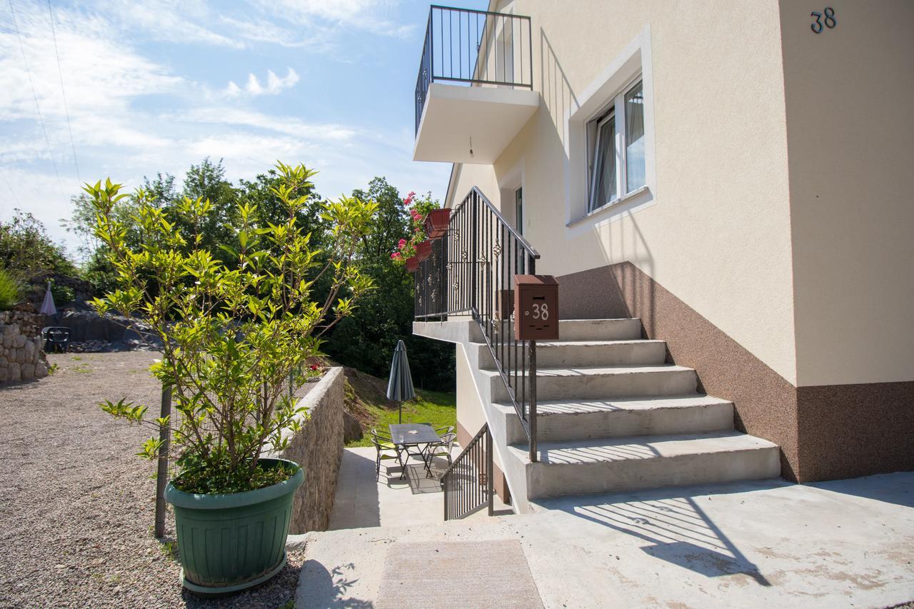 Apartment Zlatko Матули Екстериор снимка